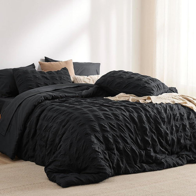 Bedsure Bed in a Bag King - 7 Pieces Plaid Seersucker Bedding Comforter Sets, Soft Lightweight Black Boho Bed Set with Comforters King Size, Sheets, Pillowcases & Shams