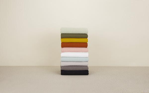 SIMPLE WAFFLE TOWELS_Bath_White and Sky