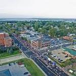Shopping and Tower Lookout in Peoria Heights