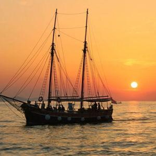 Honeymoon Sunset Boat Tour