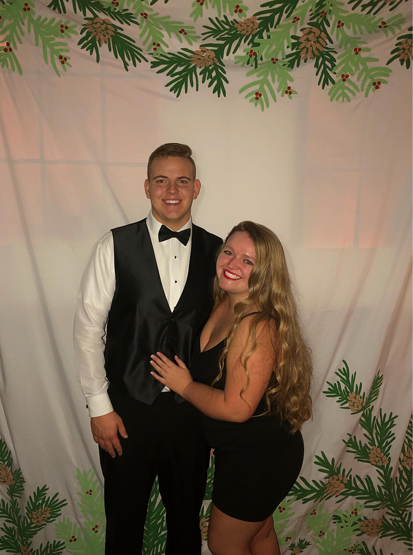 November 2019🤍
Courtney’s formal at WSU!