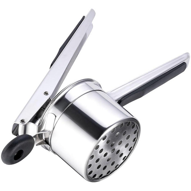 Bellemain 15 oz Large Potato Ricer | Stainless Steel Mash & Sweet Potato Masher, Spaetzle Maker Press, Khuon Banh Lot | Spaetzle Noodle Maker Kitchen Tool (Black, Fixed Disc)