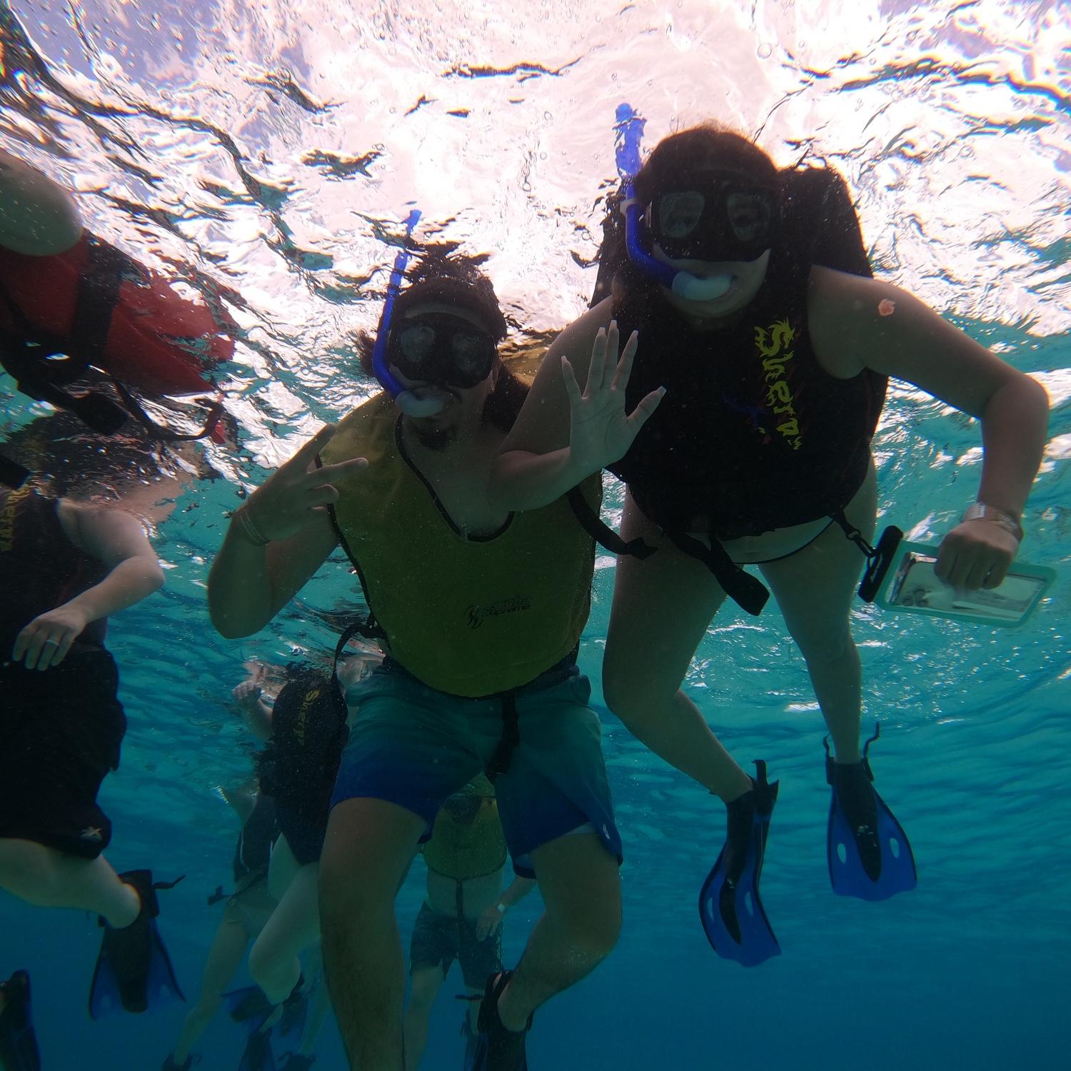 First time snorkeling together !