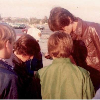 ... Matt (center left) getting an autograph w/ Pete Maravich... @ The Form at 12 yrs old