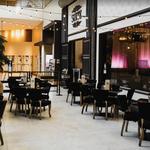SUITE Restaurant / Lounge