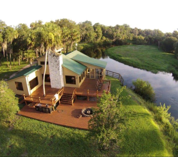 The Wedding Website of Marissa Knight and Nick Uppinghouse