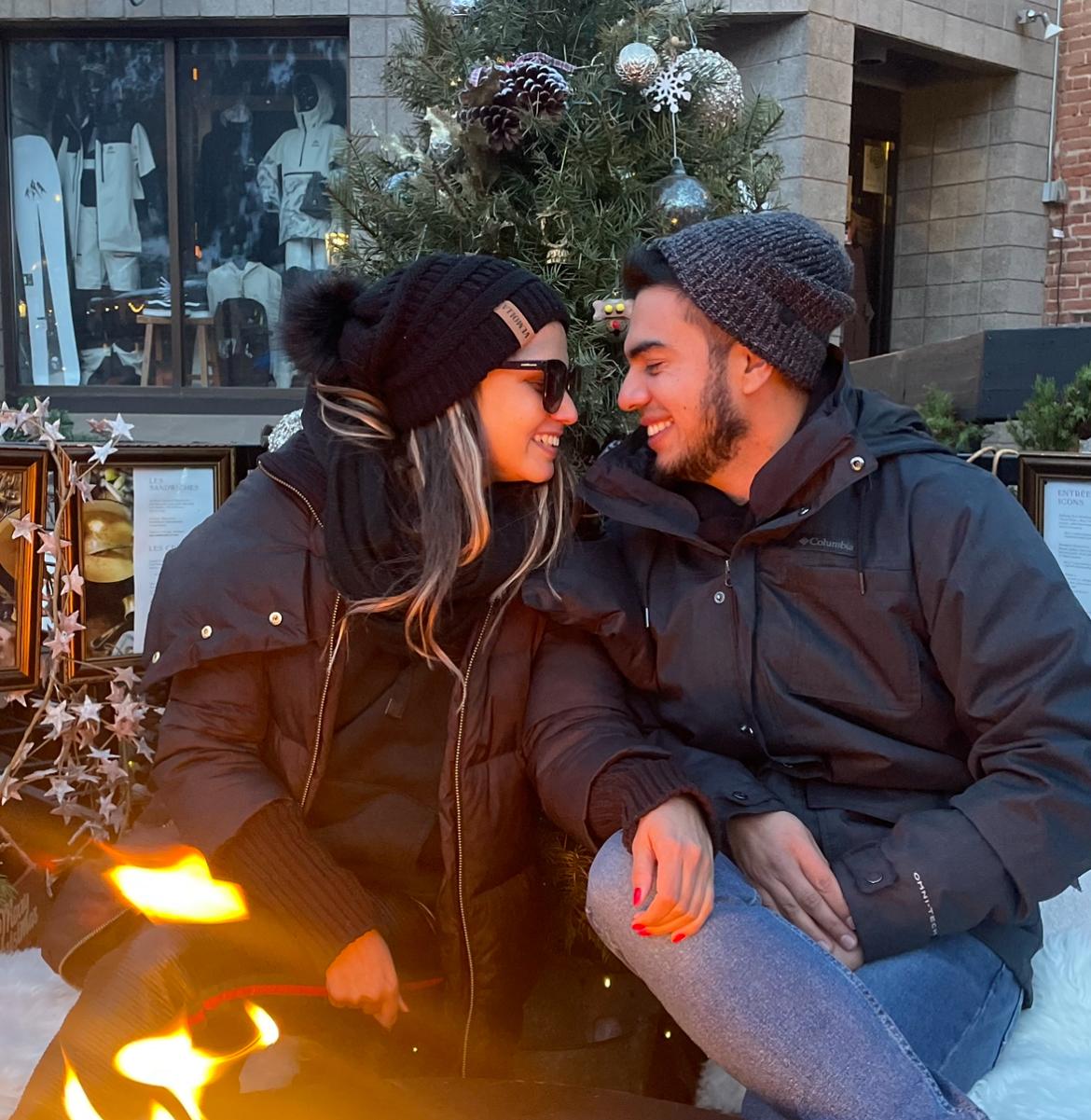 The Wedding Website of Dave Acevedo and Ana Mendes
