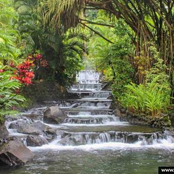 Entrance to the Tabacon Hot Springs in Arenal