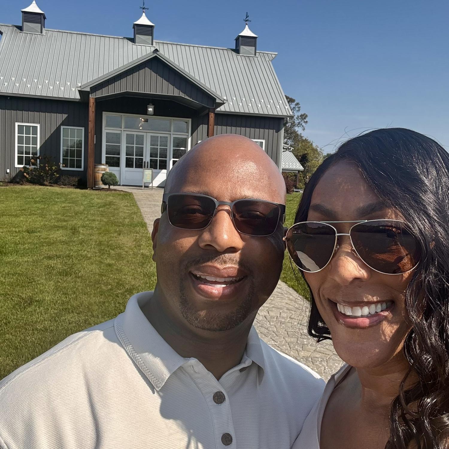 Fun in the sun and wine tasting #twolionswinery