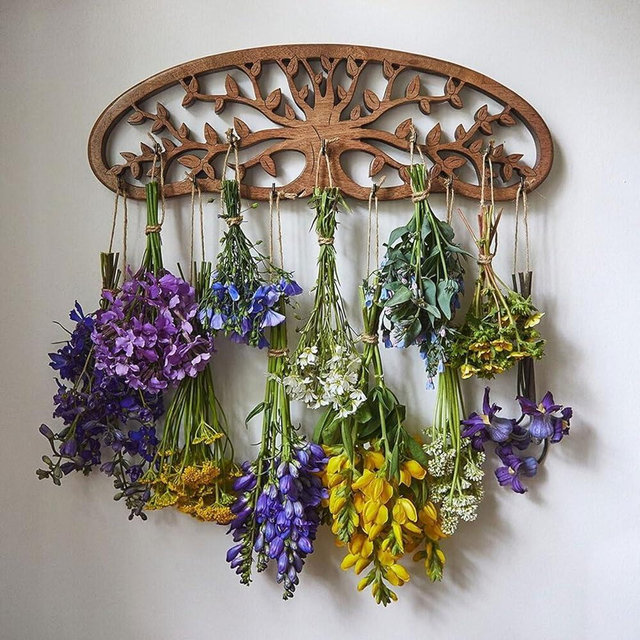 Tnstbiee Rustic Herb Drying Rack Hanging - Artistic Life Tree Design for Kitchen Witches & Gardeners - Holds 11 Bouquets - Saving Space Herb & Flower Dryer - Gift for Crafters - Wall Art Décor