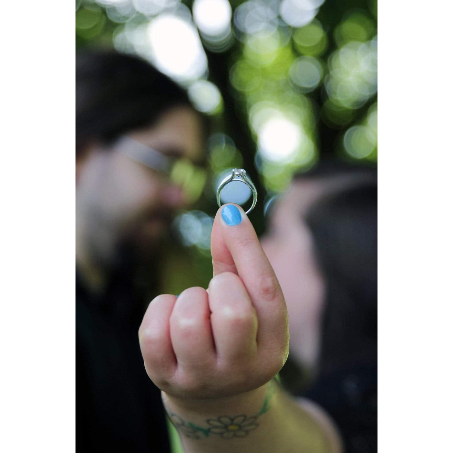 Engagement Photos 🖤
♡Location: North Tonawanda Botanical Gardens
♡Photographer: Alyssa Knowlton, Lyssa Lee Photography