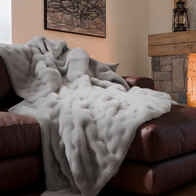 Fluffy Blanket Throw Size - Faux Fur Throw for Couch or Bed - Ultra Plush Soft Extra Thick Faux Fur Rabbit Blanket - Comfy, Fuzzy, Warm & Breathable - Luxury Minky Tie Dye Bedding - 50" x 60", Grey
