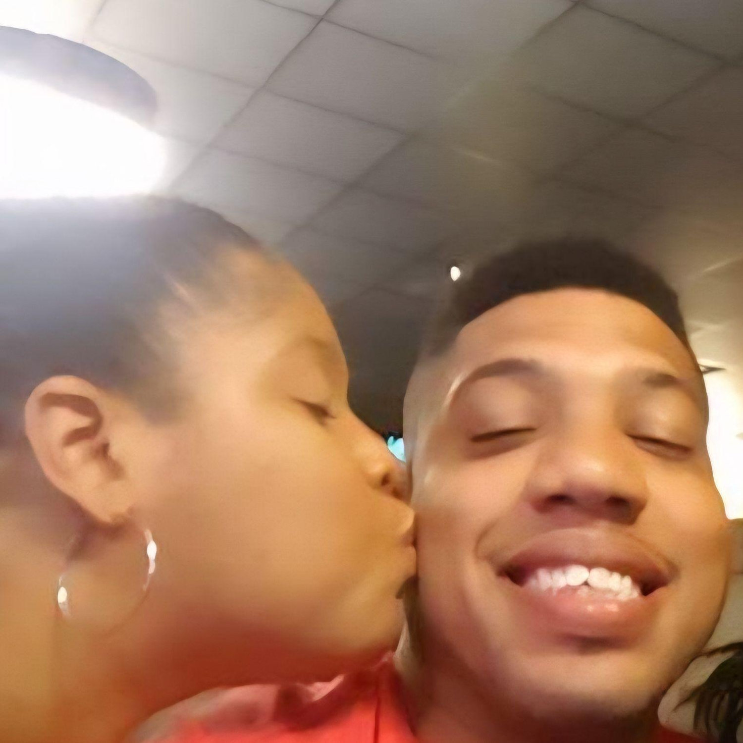 Kiss Kiss