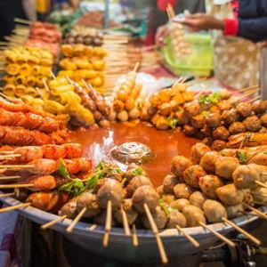 Street Food & Night Market Tour