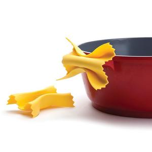 Monkey Business Pasta Shape Silicone Pot Holder Oven Mitts and Lid Lifters, Pinch Mitts, Set of 2 Farfallone