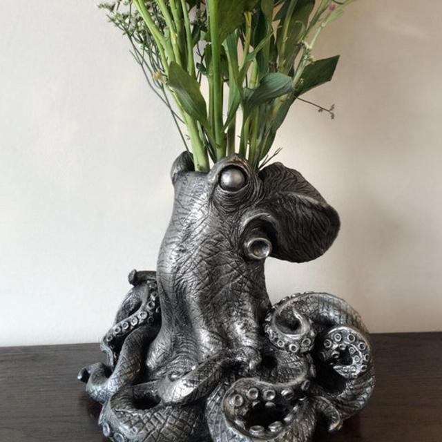 Kraken Vase, Pewter Finish