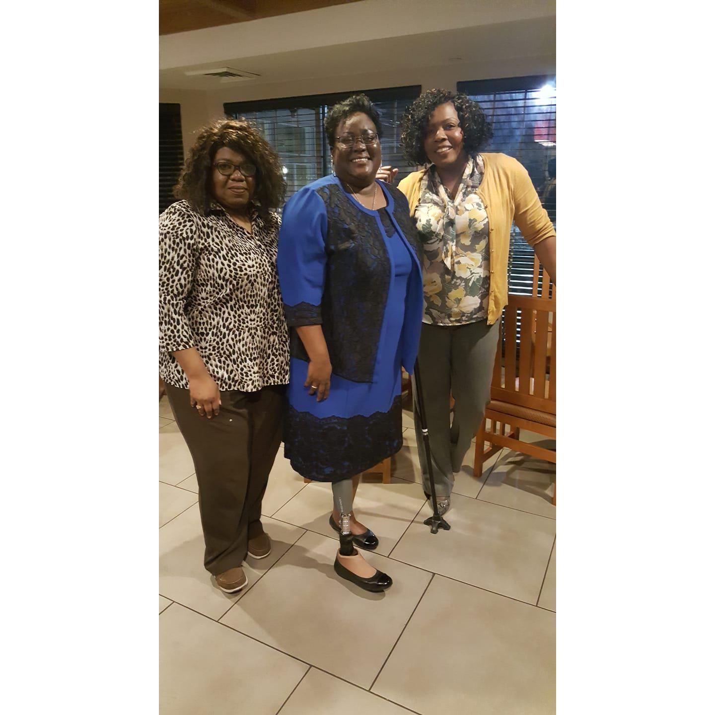 Jokima and two of her best friends, Angela (on the left) and Crystal (on the right)!