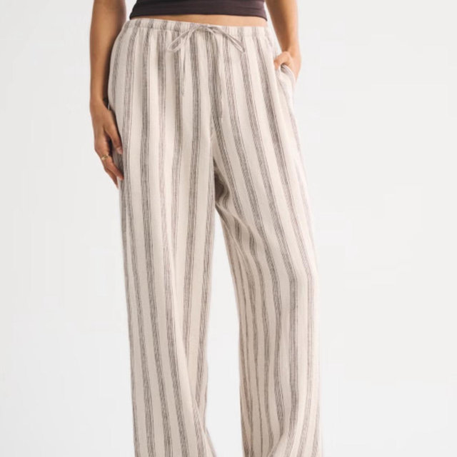 Linen-Blend Pull-On Pant