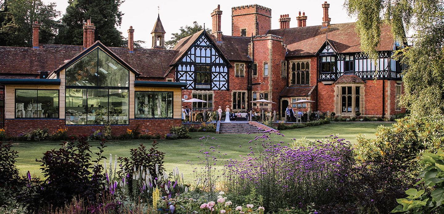 The Wedding Website of Bailey Hagan and Alexander Hinks