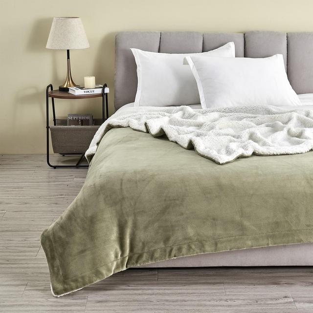 Velvet Plush Soft Fleece Reversible Throw, Warm and Comfortable Bed Blanket - Great Bay Home