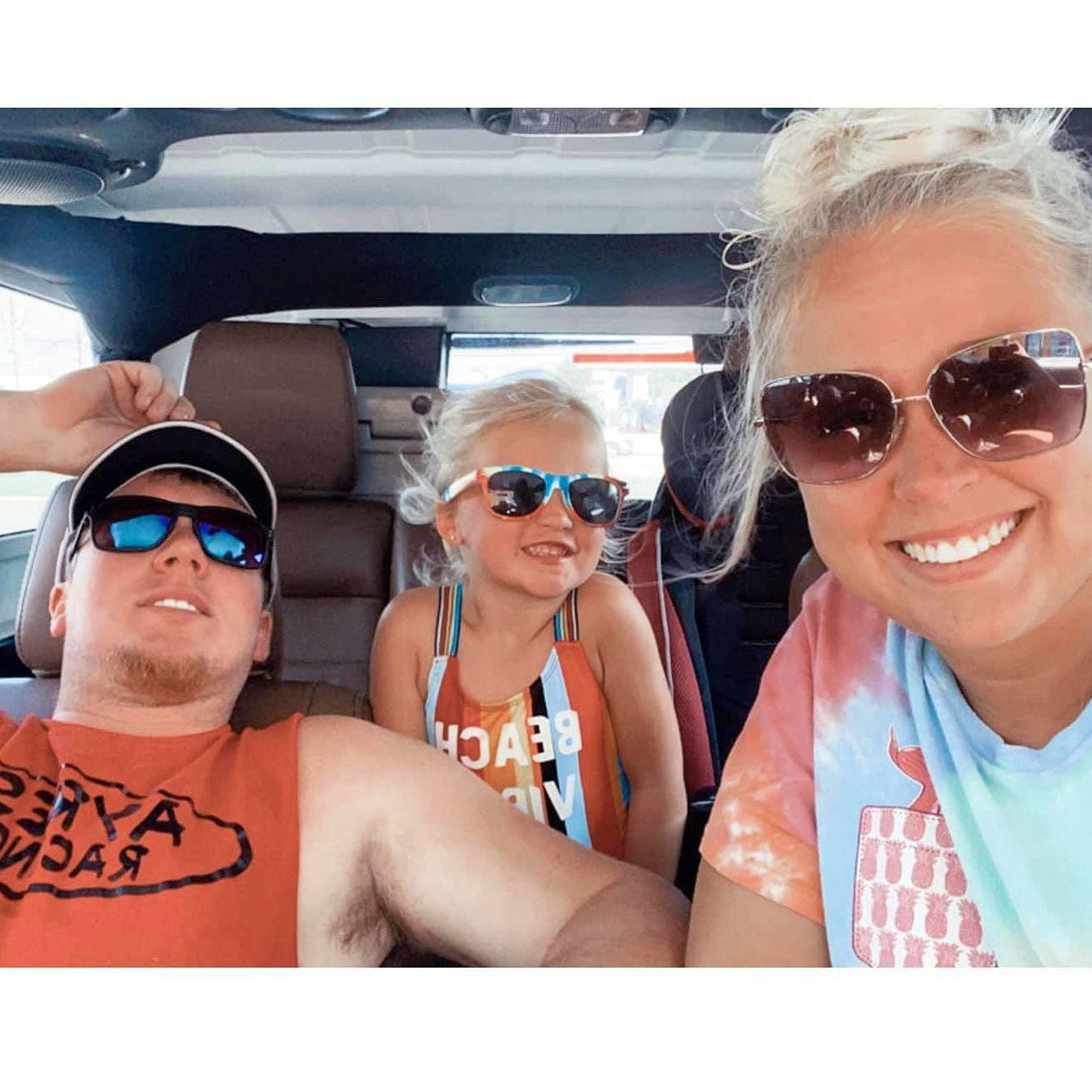 Family of 3: Vacation to FL