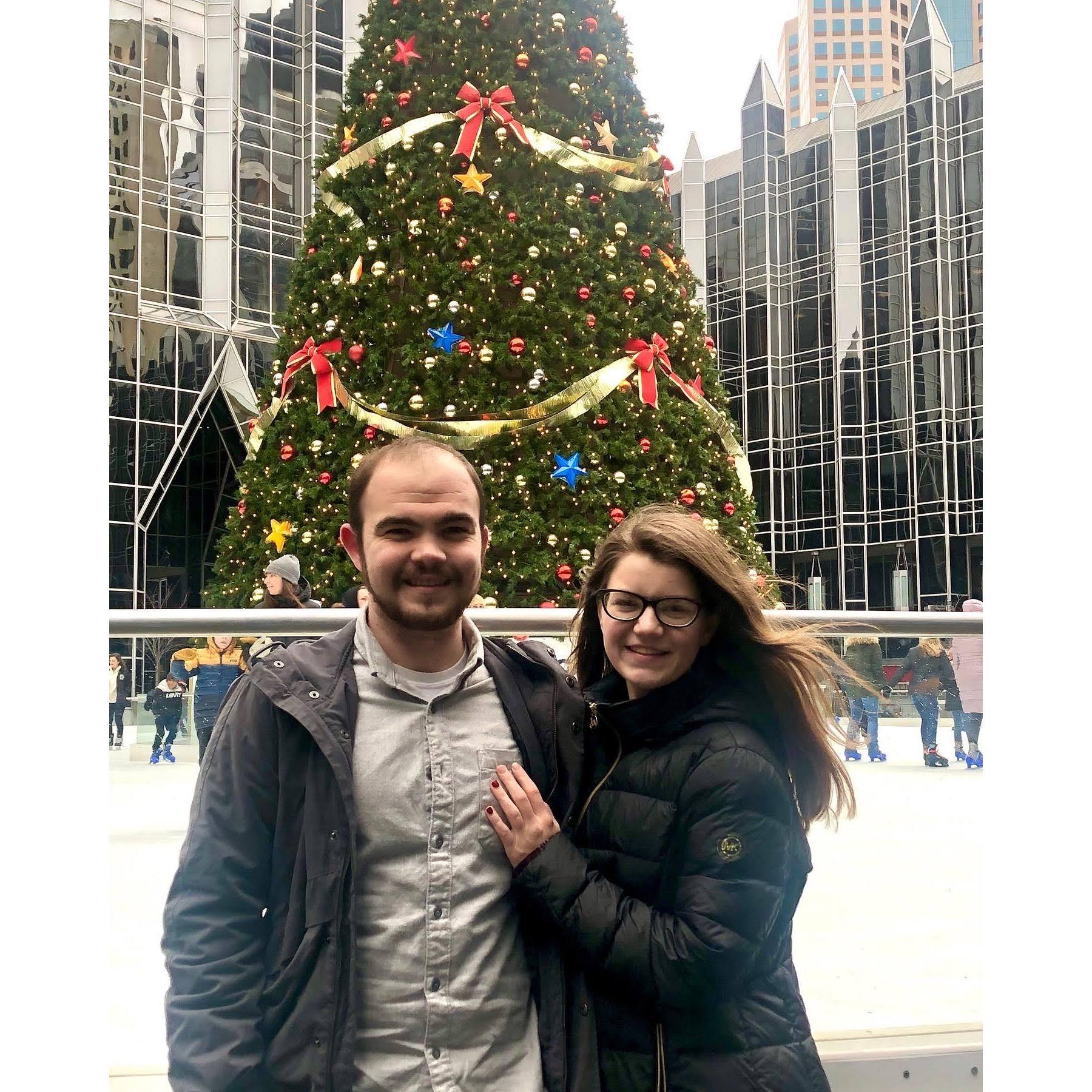 Ice skating date in Downtown Pittsburgh