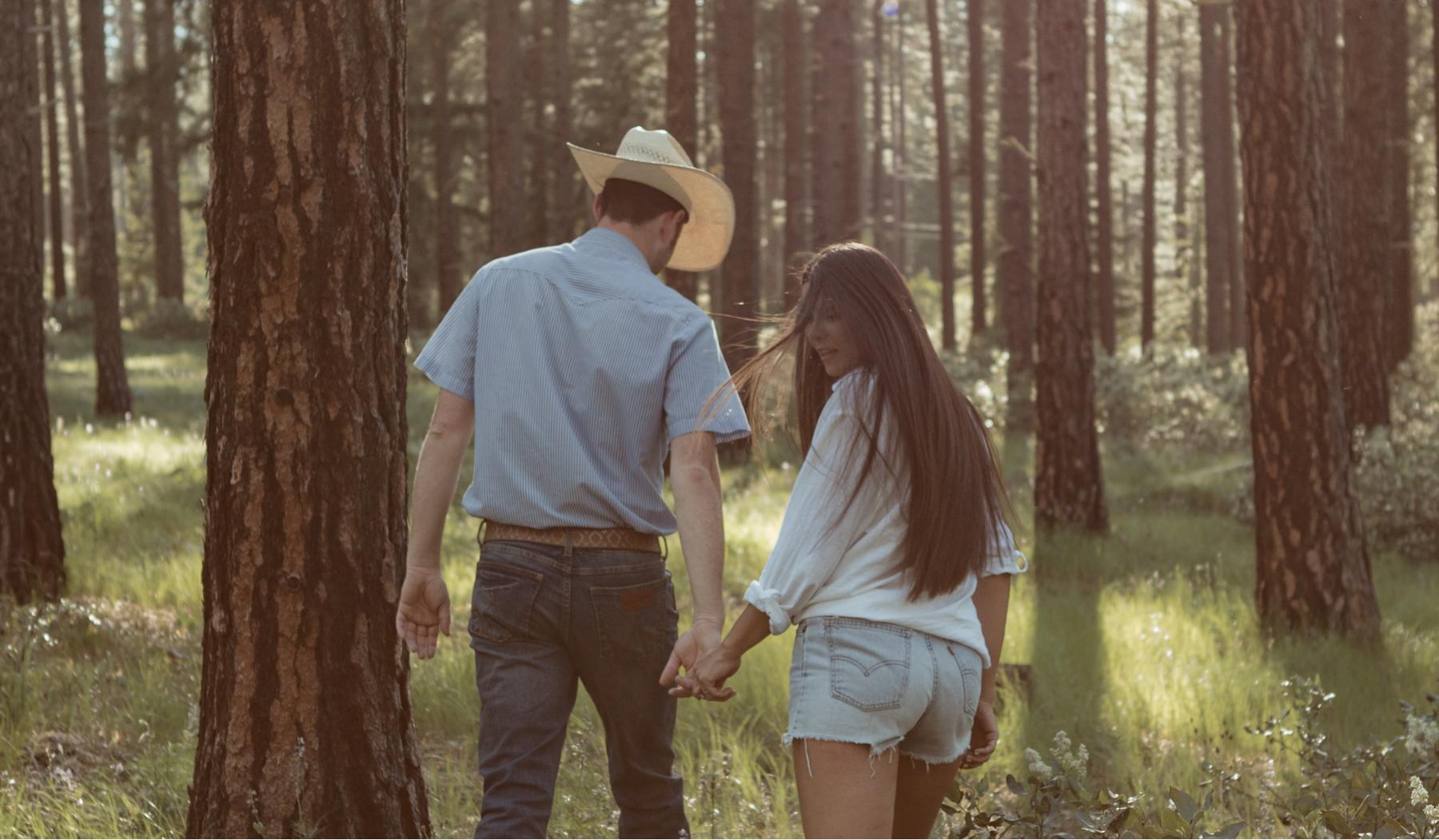 The Wedding Website of Emilia Stefanko and Luke Gundersen