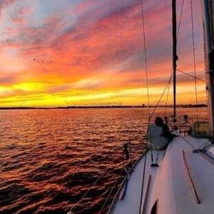 Honeymoon - Sail boating for 2