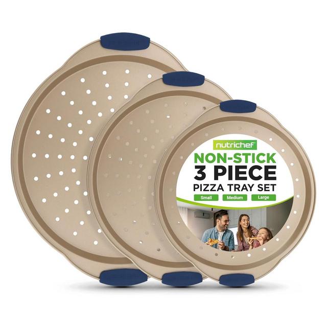 NutriChef 3pc Pizza Tray Set Non-stick Round Steel with Silicone Handle - Gold Coating