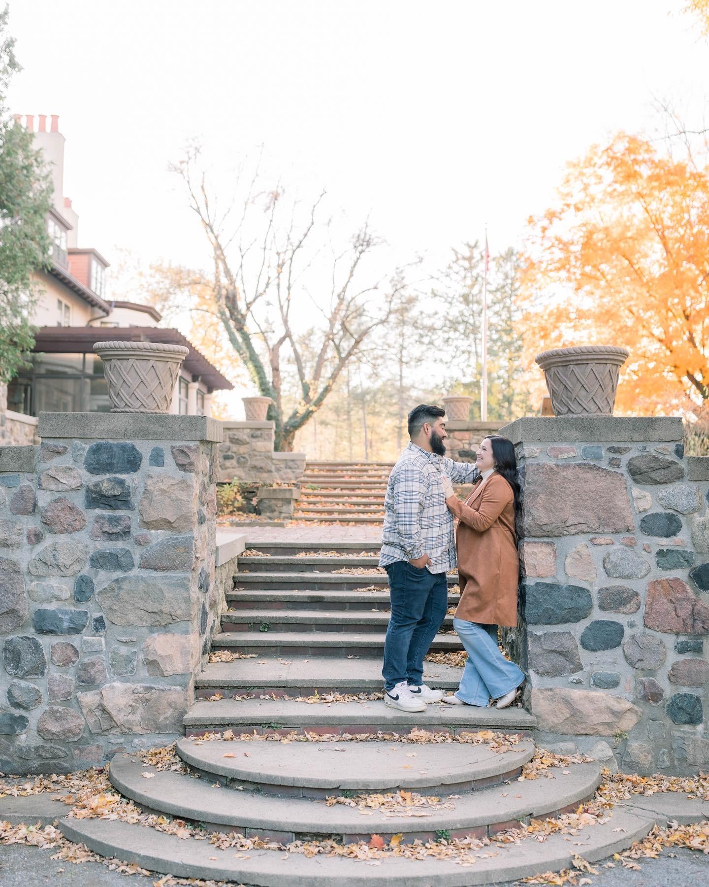 The Wedding Website of Sydney Willis and Aaron Diaz