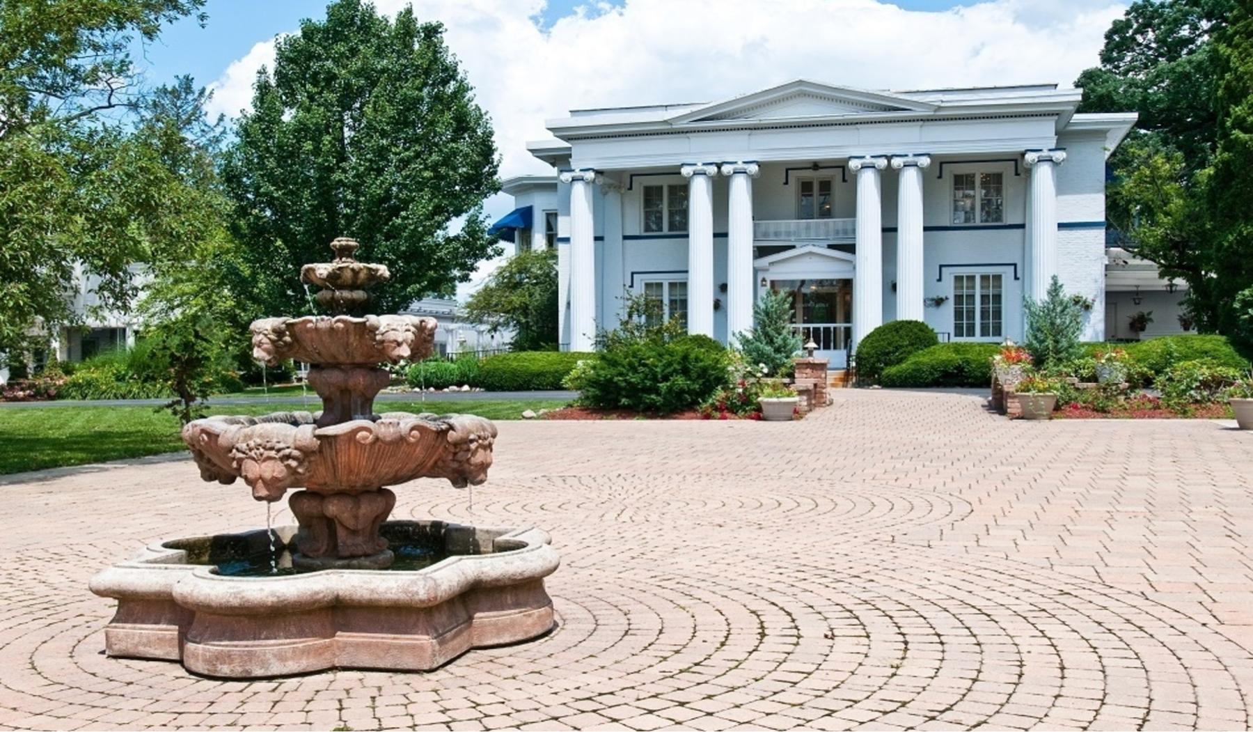 The Wedding Website of Megan O'Neill and Anthony Rallis