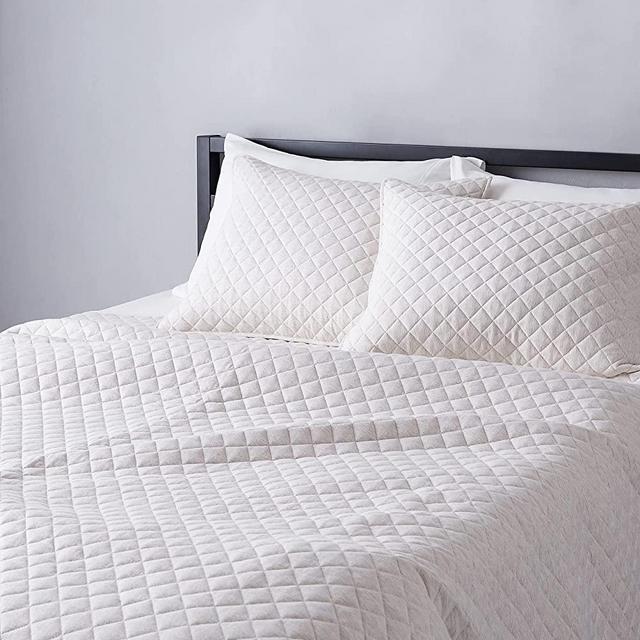 Amazon Basics Heather Cotton Jersey Quilt Set - Full/Queen, Oatmeal