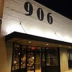 906 Cocktail and Cigar Lounge