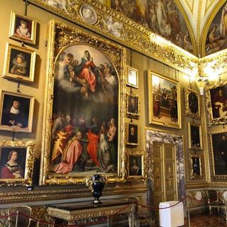 Uffizi Gallery & Pitti Palace Tour with Boboli Gardens for 2 - Italy