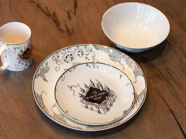 Seven20 Harry Potter Marauder's Map 4-Piece Porcelain Place Setting Set