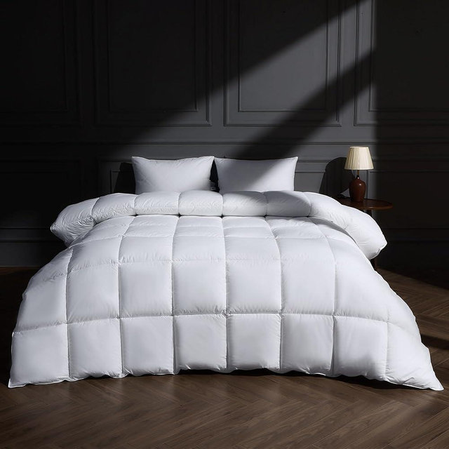 puredown® Goose Feather Down Fiber Comforter Twin Size, All Season 100% Cotton Duvet Insert Medium Warmth, Cloud Soft Hotel Luxury Collection Bedding Comforters White 90“x90