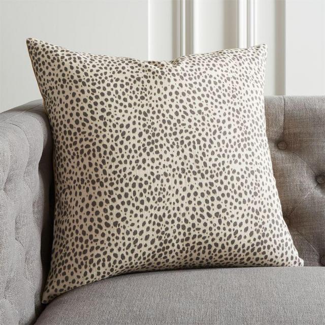 20" Nahla Cheetah Pillow with Down-Alternative Insert