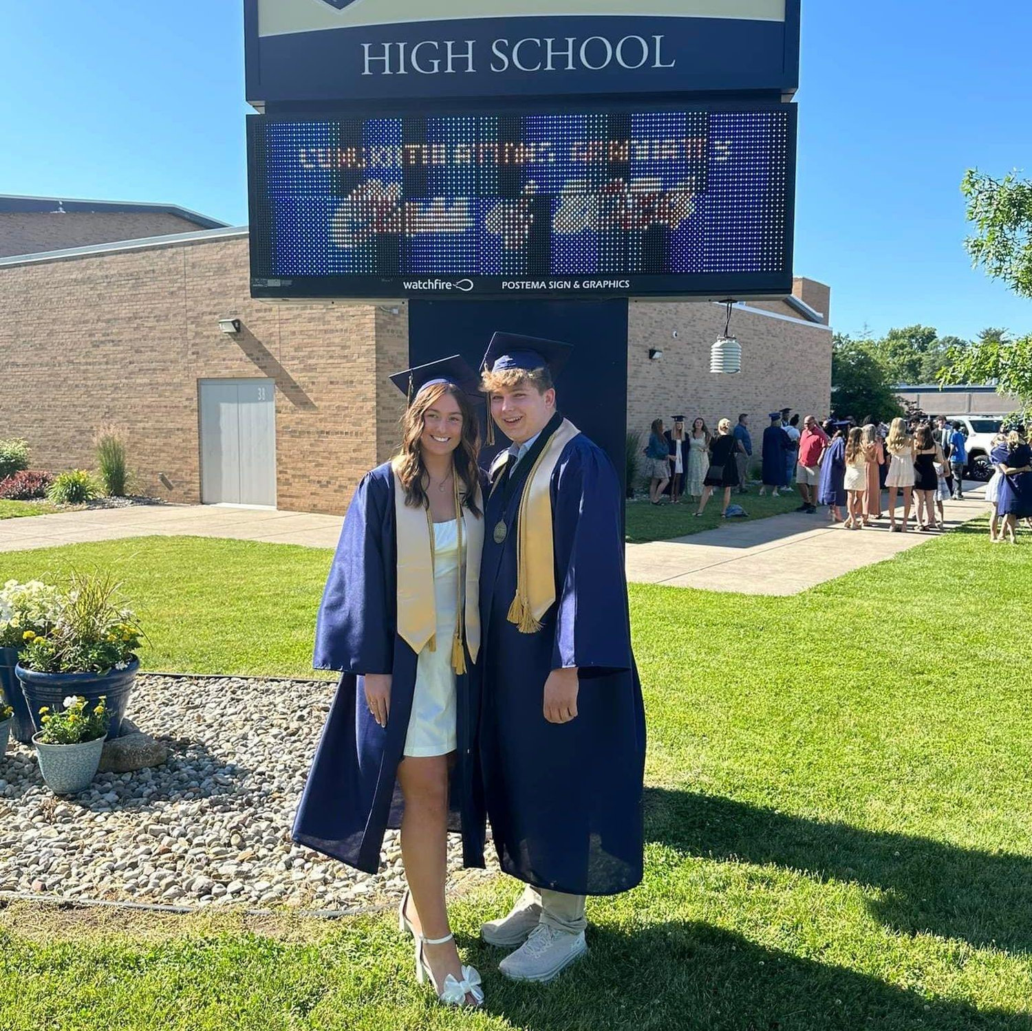 Graduating Together (2024)