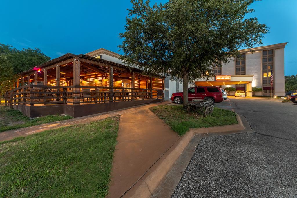 The Wedding Website of Gabrielle LeBlanc and Matthew DeHoyos