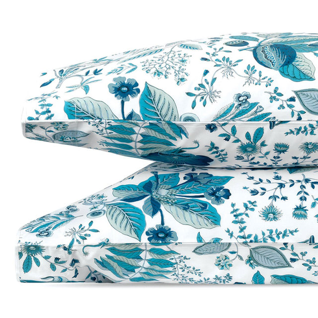 Matouk Schumacher Pomegranate Standard Pillowcase, Pair