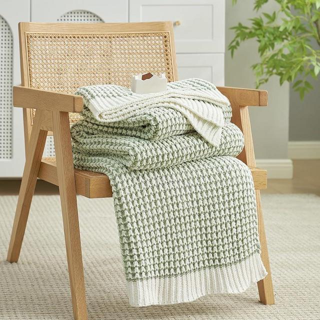 Amélie Home Chenille Waffle Throw Blanket for Couch, Reversible Pineapple Stitch Knit Soft Cozy Knit Blanket Lightweight Warm Decorative Throw for Sofa Bed Living Room Sage Green&Ivory, 50 x 60 inch