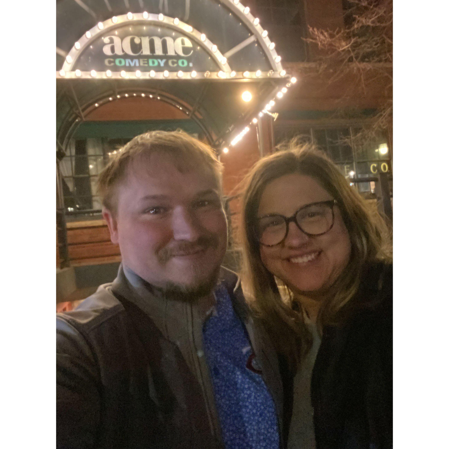 Comedy club date night - comedy shows are one of our favorite dates!