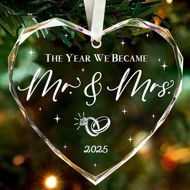 Wedding Gifts, Mr and Mrs Gifts Ornament 2025,Bridal Shower Gifts,Wedding Gifts for Couples 2025, Just Married Gift for Newlywed Couple, Bride,Crystal Glass Ornament Mr and Mrs Gifts