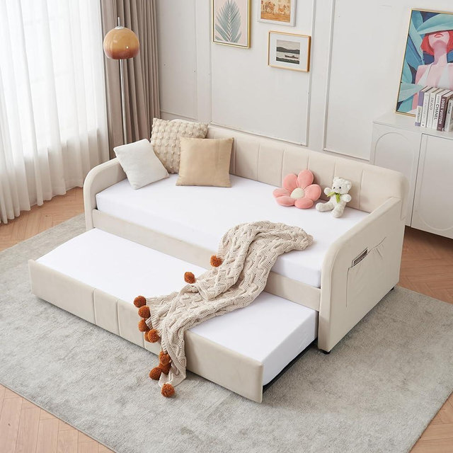 Twin Size Upholstered Daybed with Pop-up Trundle and USB Port for Bedroom Guest/Living Room, Space-Saving Velvet Sofabed Frame with Slats Support and Side Pocket, No Box Spring Needed & Easy Assemble