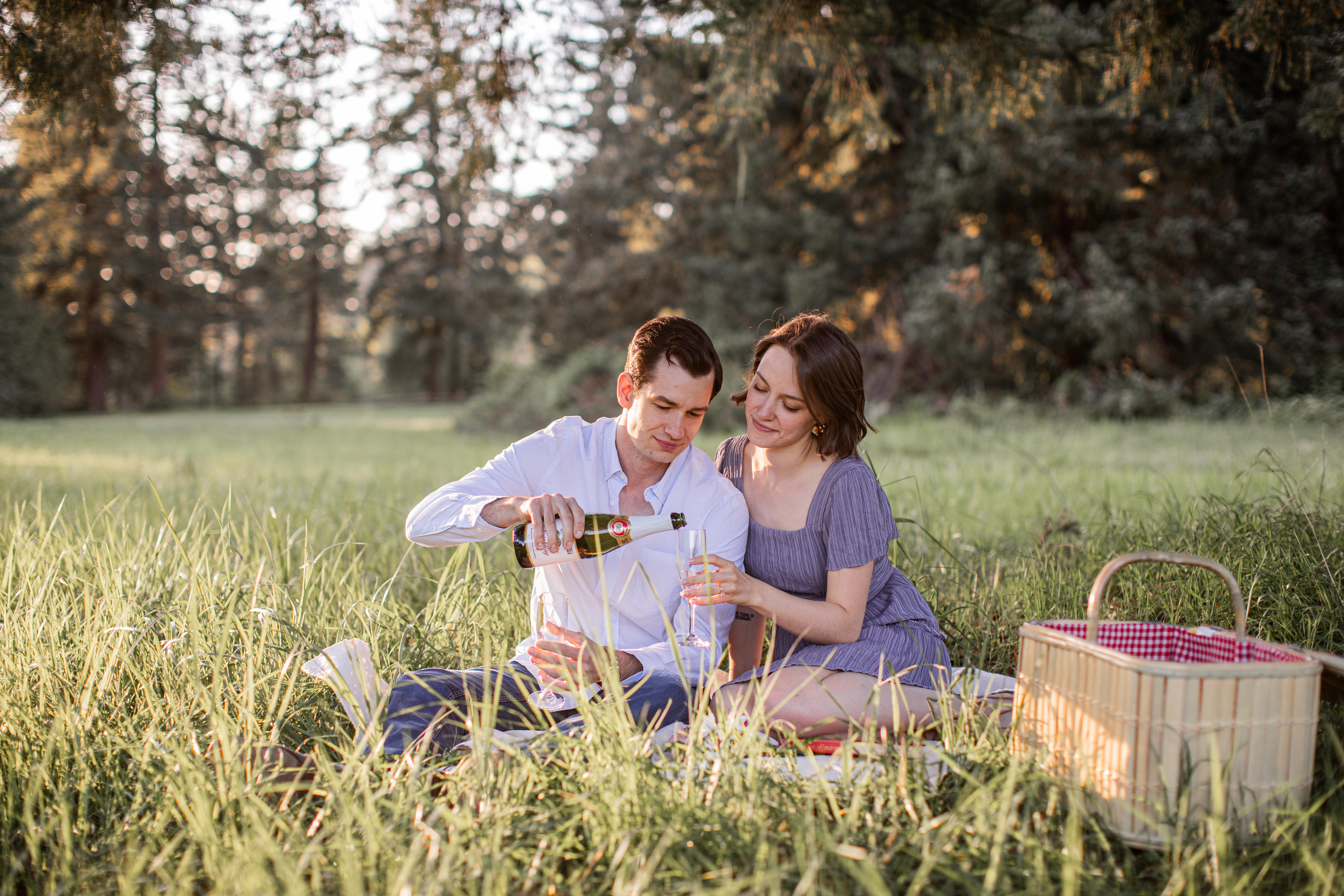 The Wedding Website of John Laurie and Emma Crowley