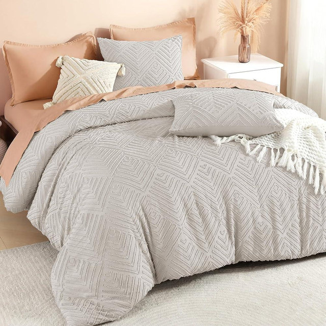 Litanika California King Comforter Set Linen Grey, 3 Pieces Tufted Boho Farmhouse Bedding Comforter Sets, Lightweight Fluffy Comforter Bed Set All Season (104x96In Comforter & 2 Pillowcases)