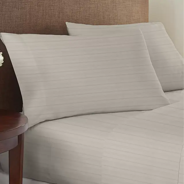 Nestwell™ Egyptian Cotton Sateen 625-Thread-Count Queen Sheet Set in Dove Stripe