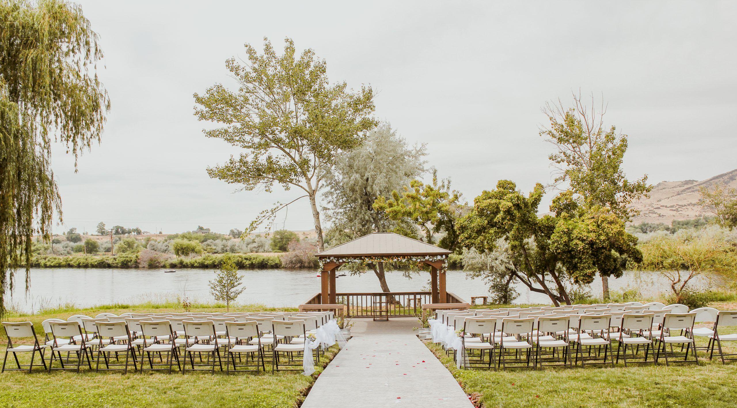 The Wedding Website of Madeline Amthor and Aidan Shourds