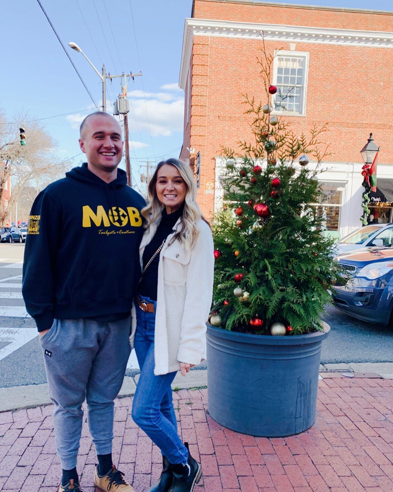 The Wedding Website of Jennifer Farmer and Zack Visco