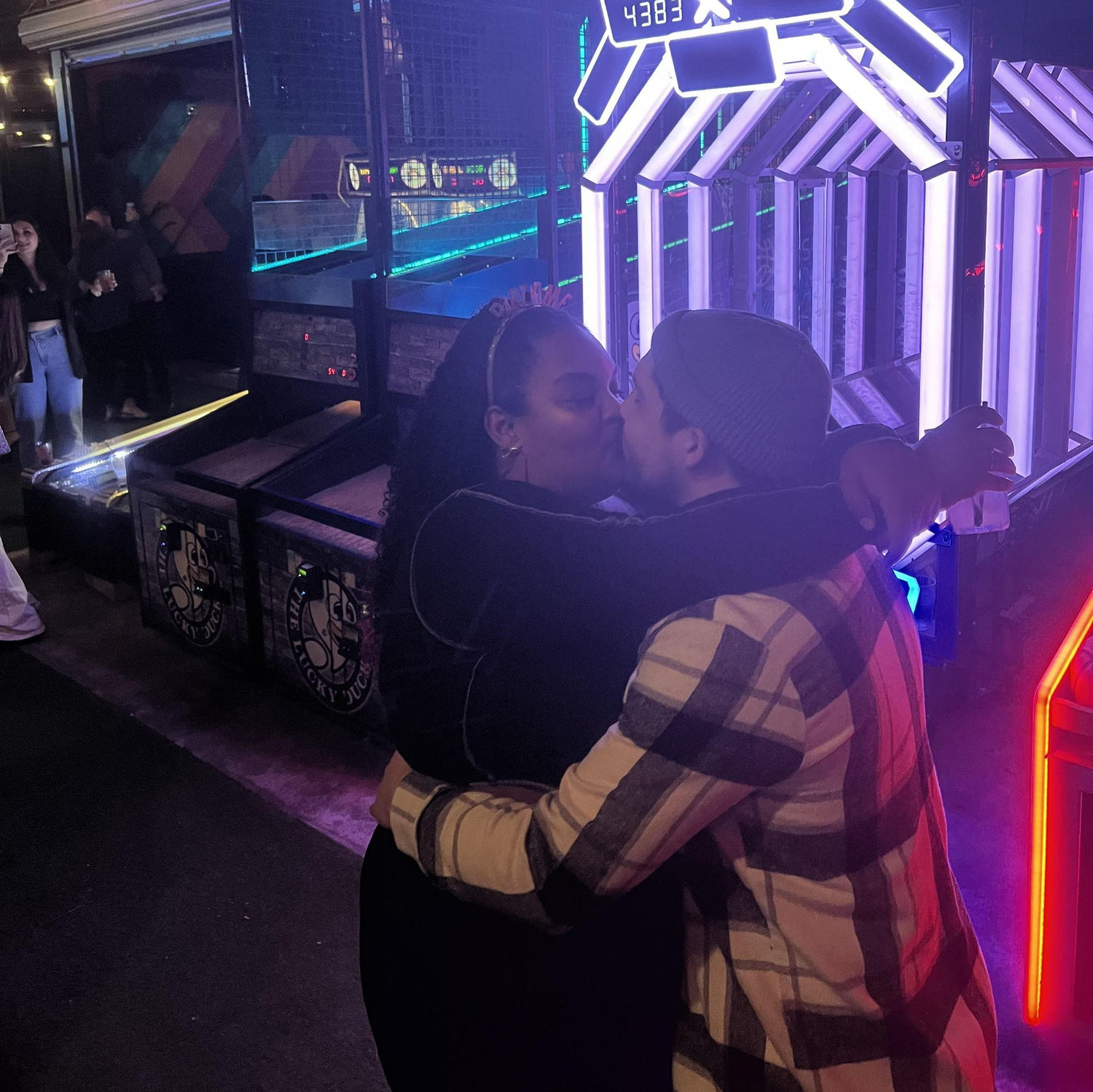 NYE besos